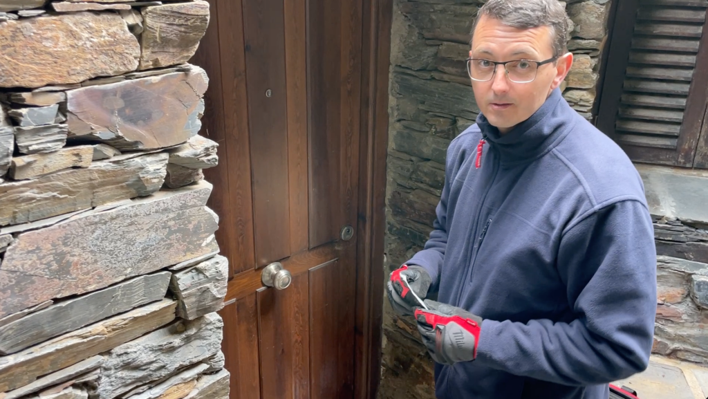 Cerrajero Teruel abrir puerta
